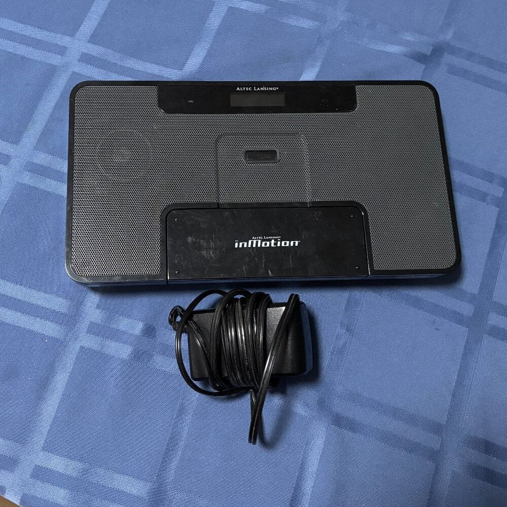 Altec Lansing inMotion™ iM600 Portable audio system for iPod